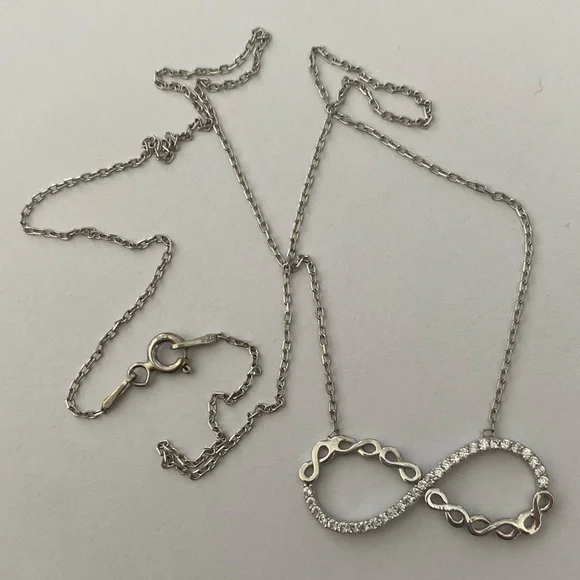 925 Silver infinity cz stones necklace - Picture 2 of 2
